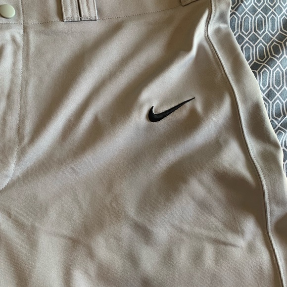 Nike Men’s Gray Baseball Pants (NWOT) - Picture 3 of 5